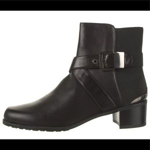 Stuart Weitzman Manlow Leather Moto Boots